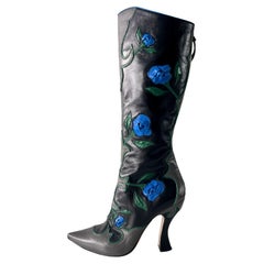Miu Schwarze Lederstiefel mit blauen Rosen 2012