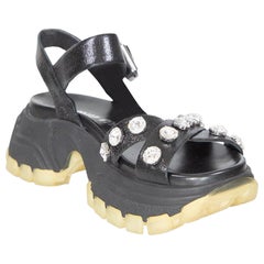 Miu Miu Schwarzes Leder Kristallverzierte Sandalen Größe IT 37.5
