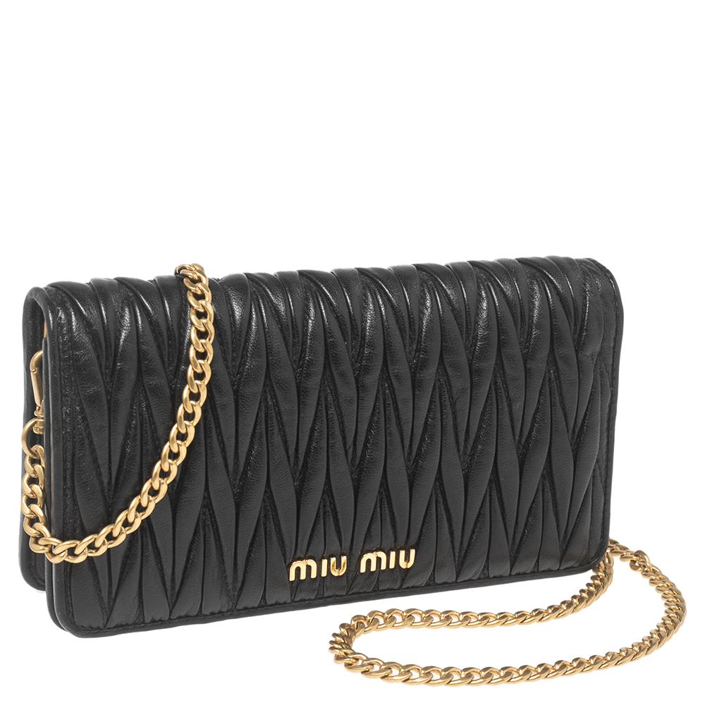 Miu miu matelasse wallet on chain sale