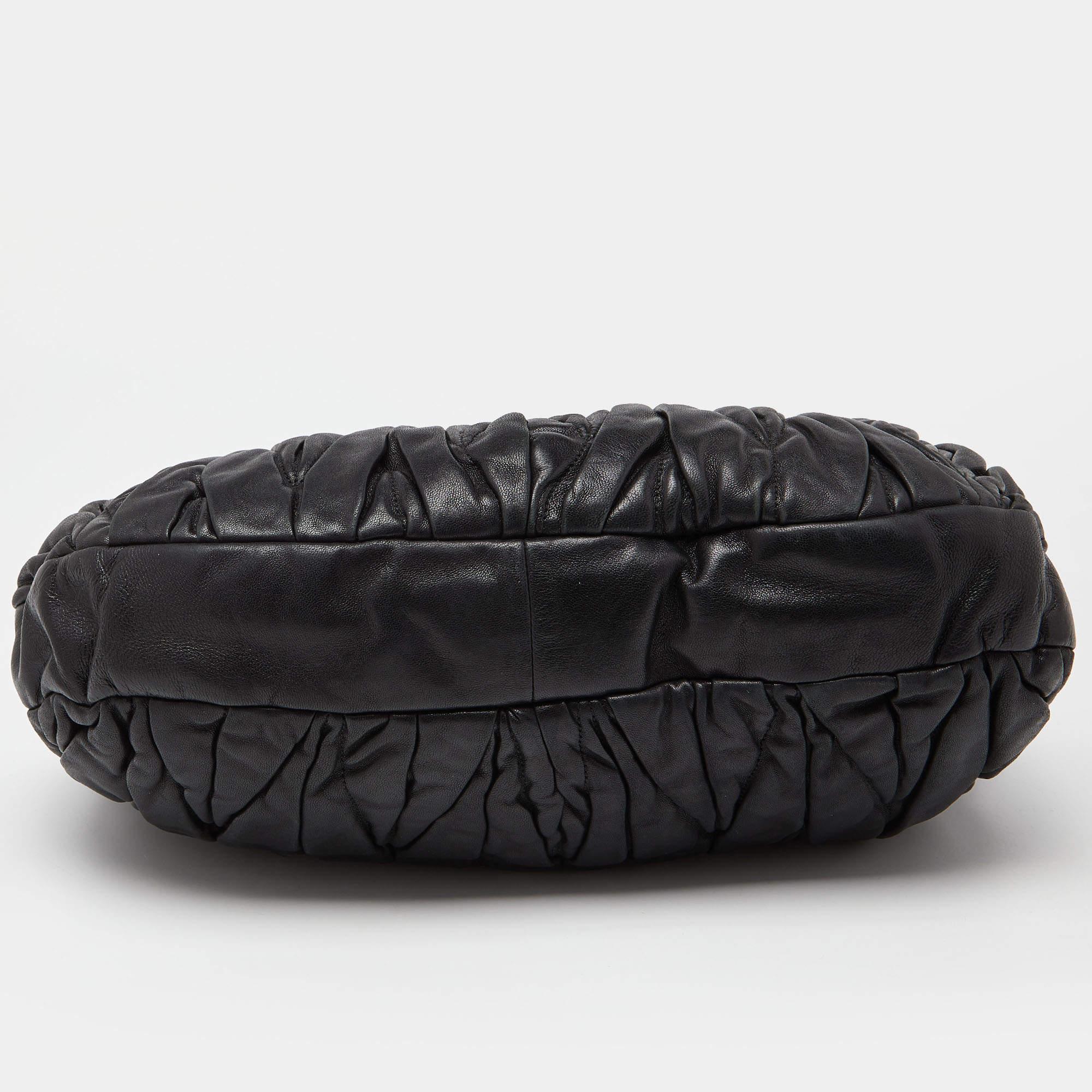 Miu Miu Black Matelassé Leather Coffer Hobo For Sale 8