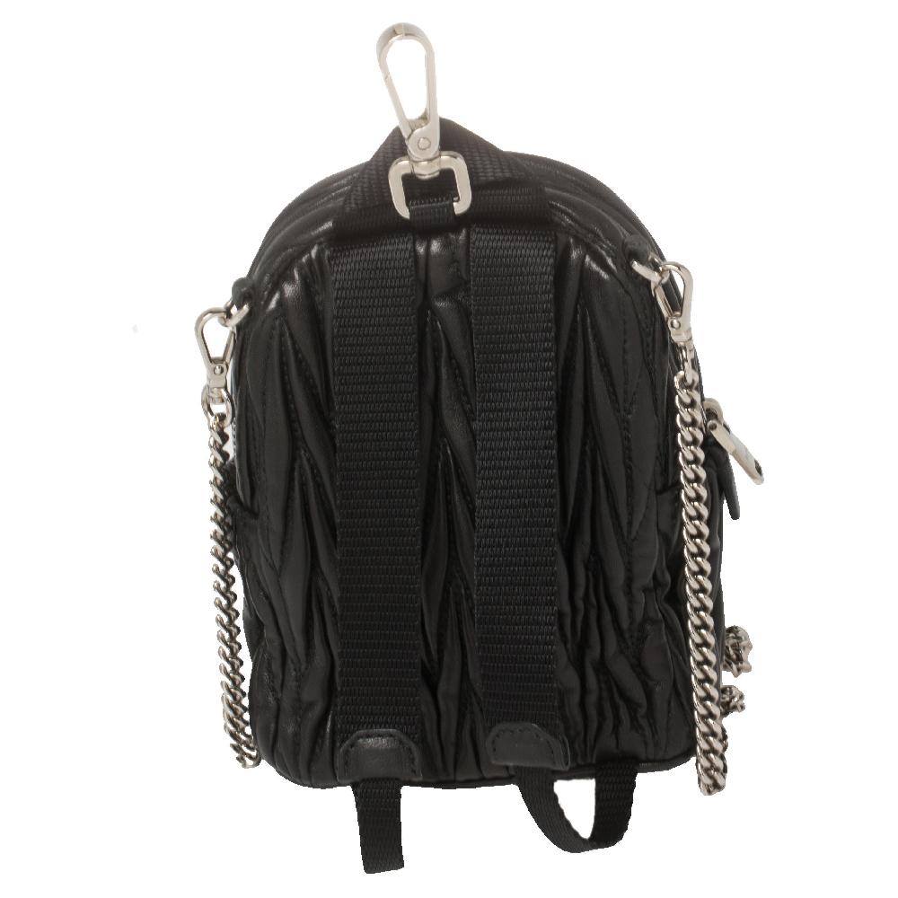 You are going to love owning this backpack from Miu Miu as it is well-made and brimming with luxury. The bag has been crafted from matelassé leather and designed with an exterior pocket, a chain strap, and a well-sized satin interior for your