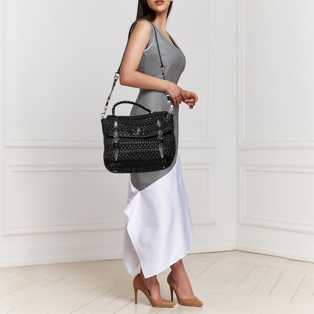 miu miu tasche