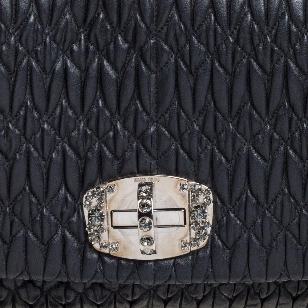 Miu Miu Black Matelasse Nappa Leather Crystal Shoulder Bag In Good Condition In Dubai, Al Qouz 2