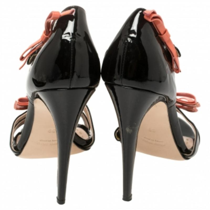 Miu Miu Black /Orange  Patent Leather Sandals Size 39 For Sale 4
