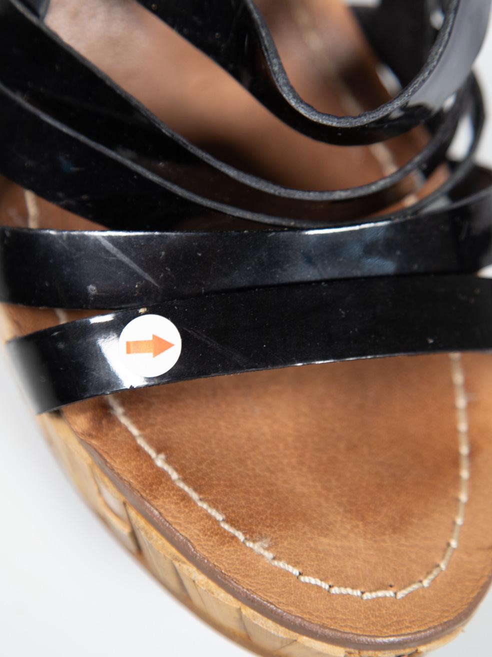 Miu Miu Black Patent Bamboo Wedge Sandals Size IT 39 en venta 5