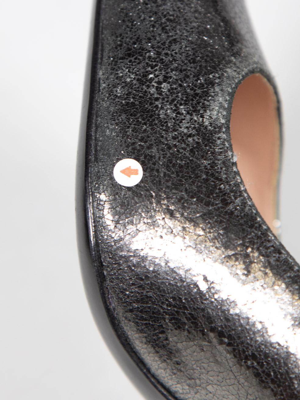 Miu Miu Black Patent Cracked Effect Pumps Size IT 39 6