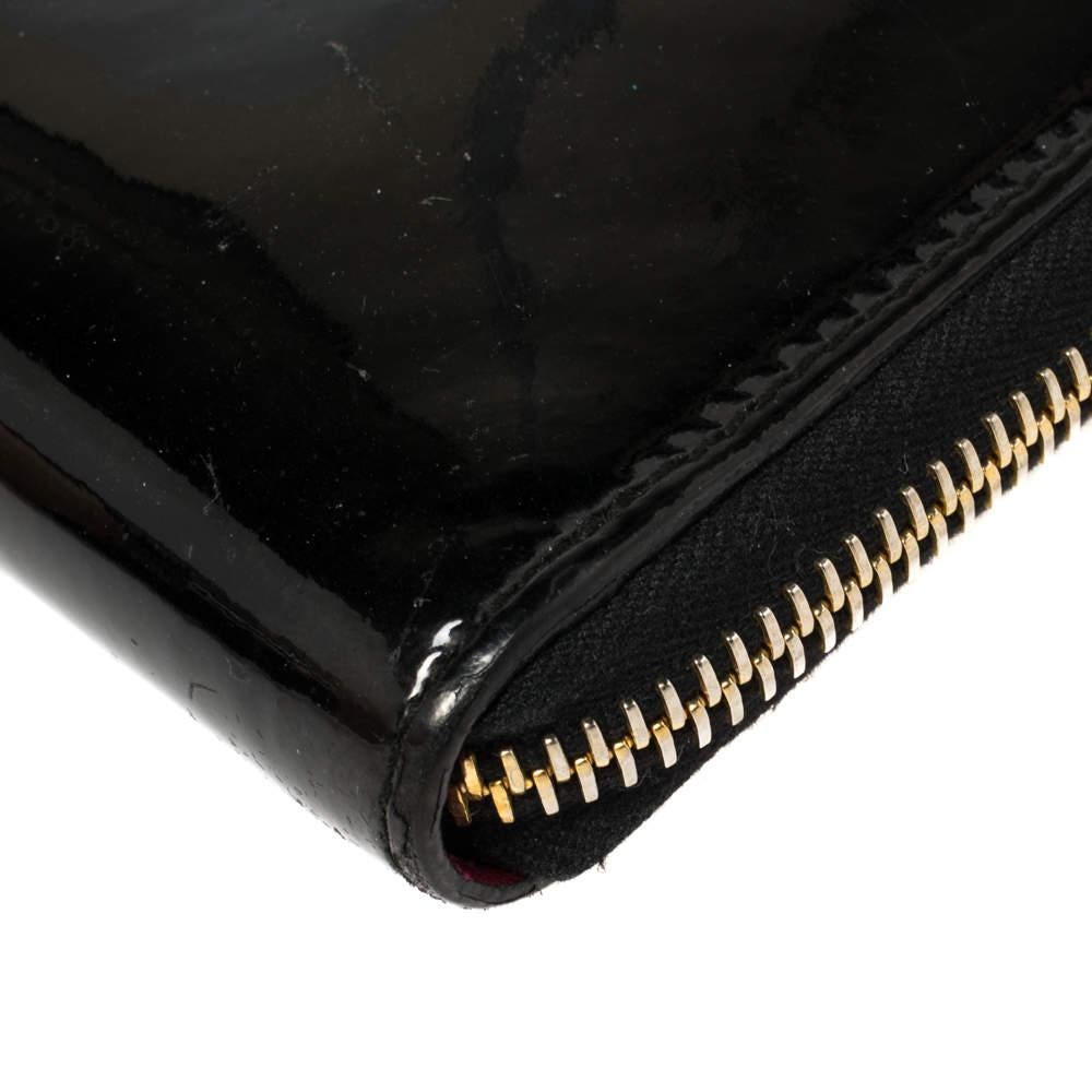 Miu Miu Black Patent Leather Bow Zip Around Wallet 4