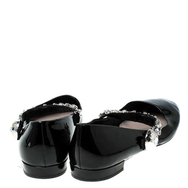 Miu Miu Black Patent Leather Crystal Embellished Strap Mary Jane Flats Size 41 In Good Condition In Dubai, Al Qouz 2