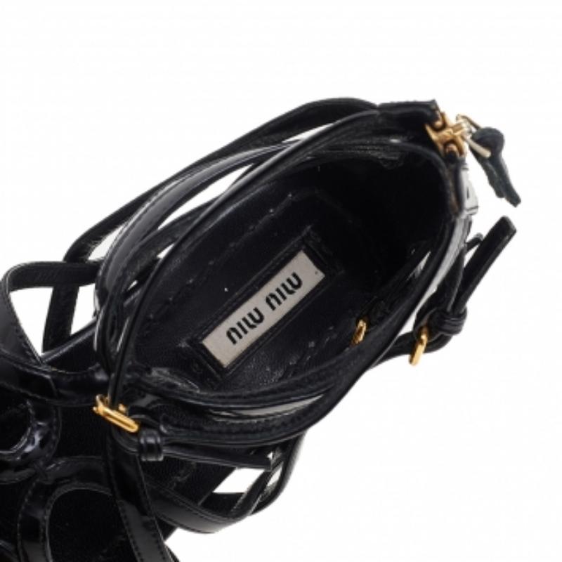 Miu Miu Bailarinas de charol negro talla 38 en venta 1