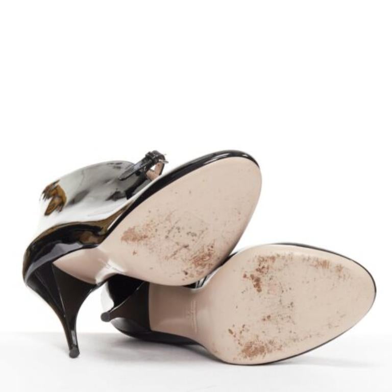MIU MIU bottines en cuir verni noir à empeigne basse EU38 en vente 6