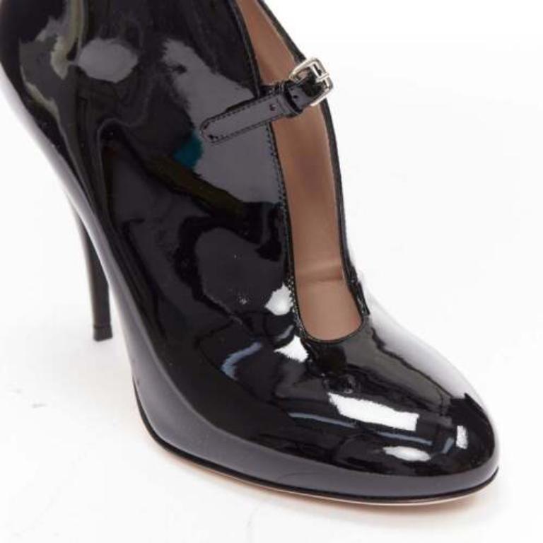 MIU MIU bottines en cuir verni noir à empeigne basse EU38 en vente 2