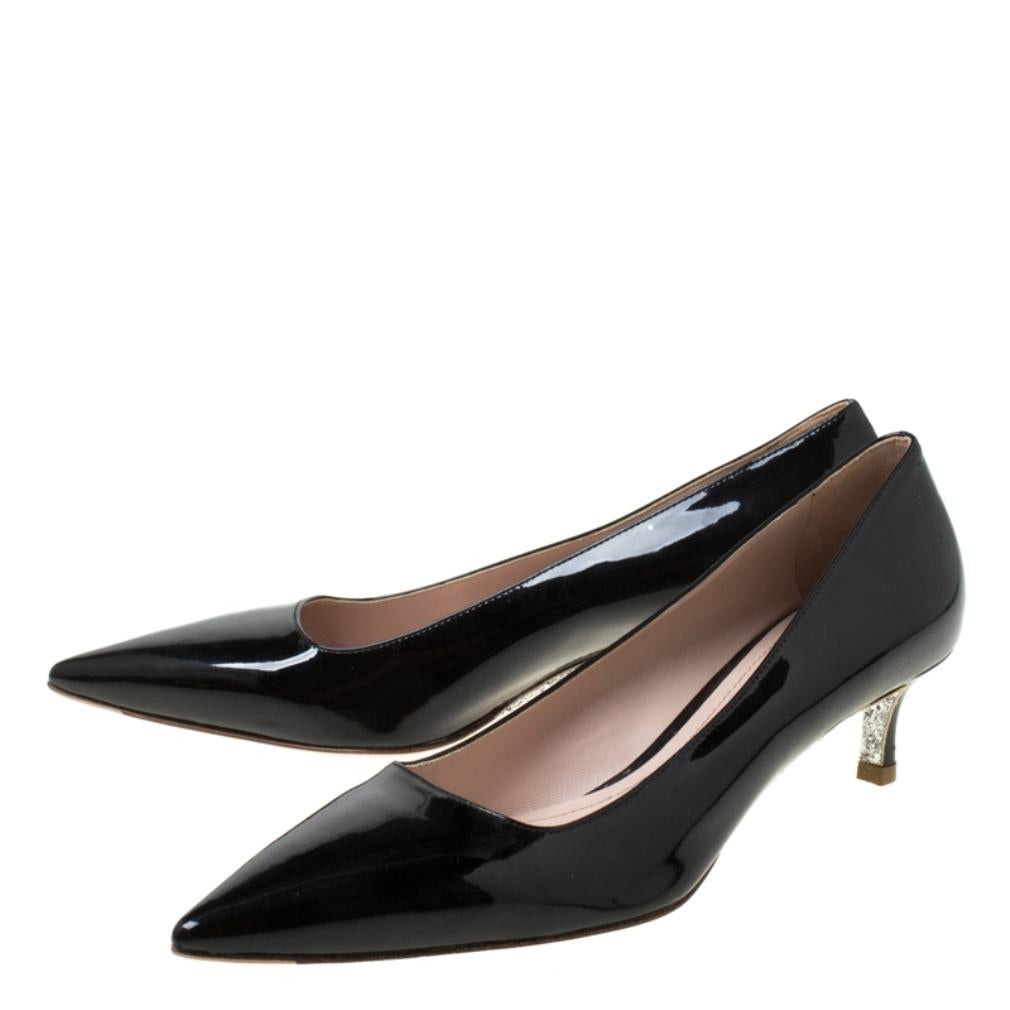 black kitten heels