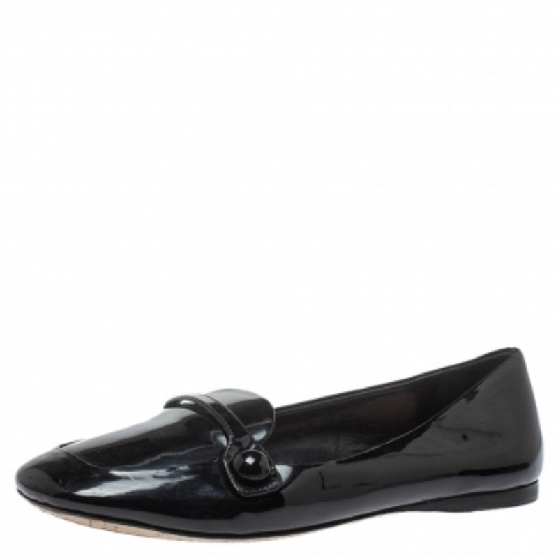 Donna Miu Miu in pelle verniciata nera  Ballerine taglia 36 in vendita