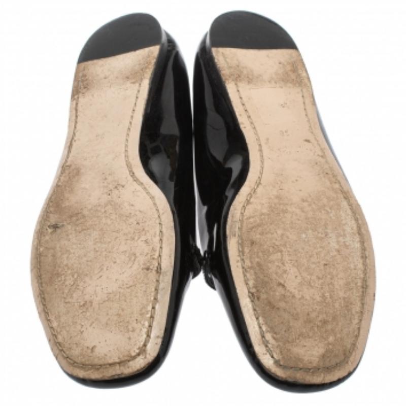 Miu Miu in pelle verniciata nera  Ballerine taglia 36 in vendita 2
