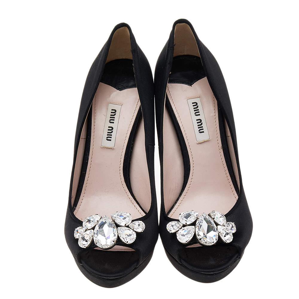 Miu Miu Black Satin Crystal Embellished Peep Toe Pumps Size 37.5 In Good Condition In Dubai, Al Qouz 2
