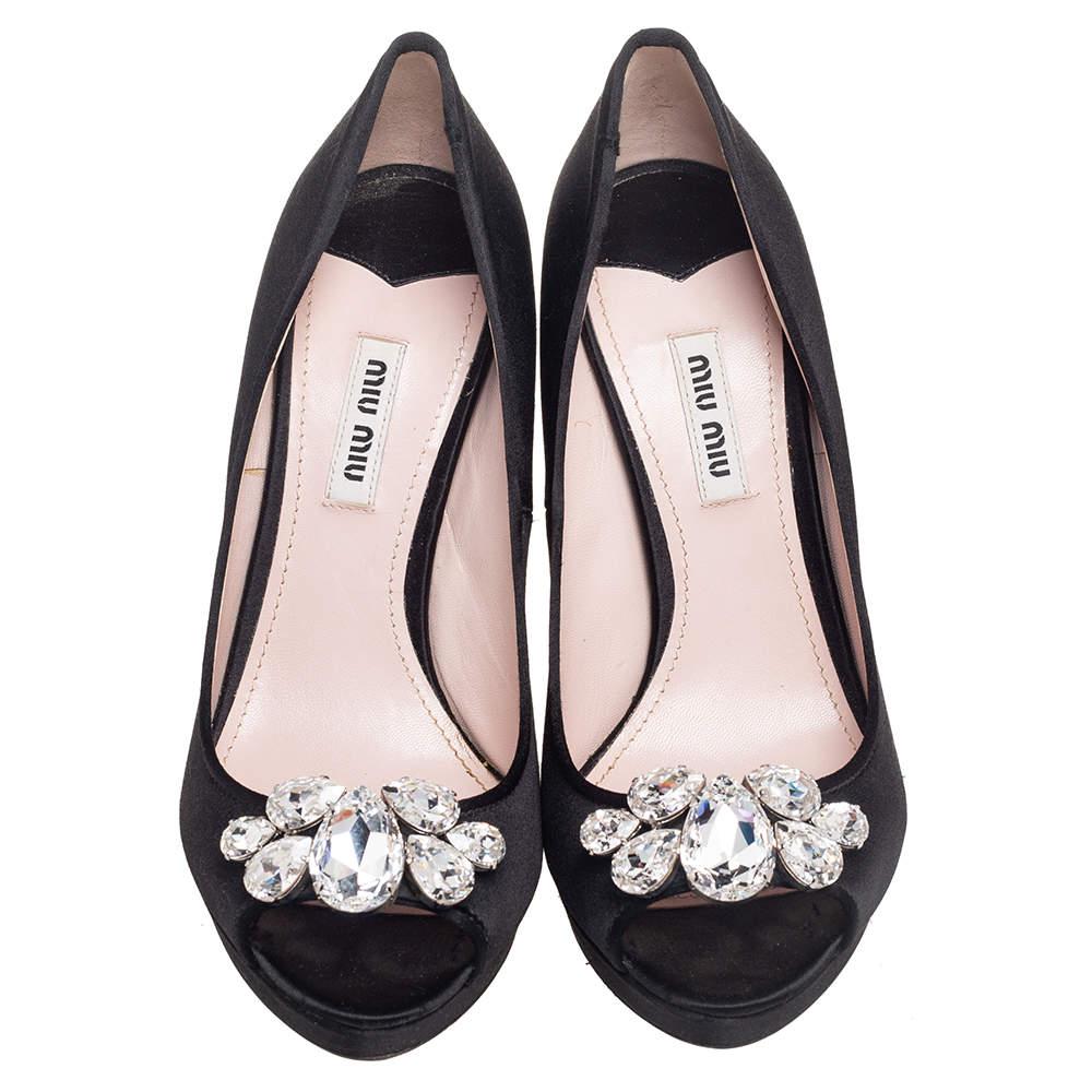 Miu Miu Black Satin Crystal Embellished Peep Toe Pumps Size 37.5 In Fair Condition In Dubai, Al Qouz 2