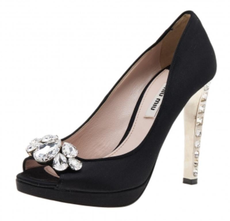 Miu Miu - Escarpins peep toes en satin noir avec ornements en cristal - Taille 37.5 en vente 1