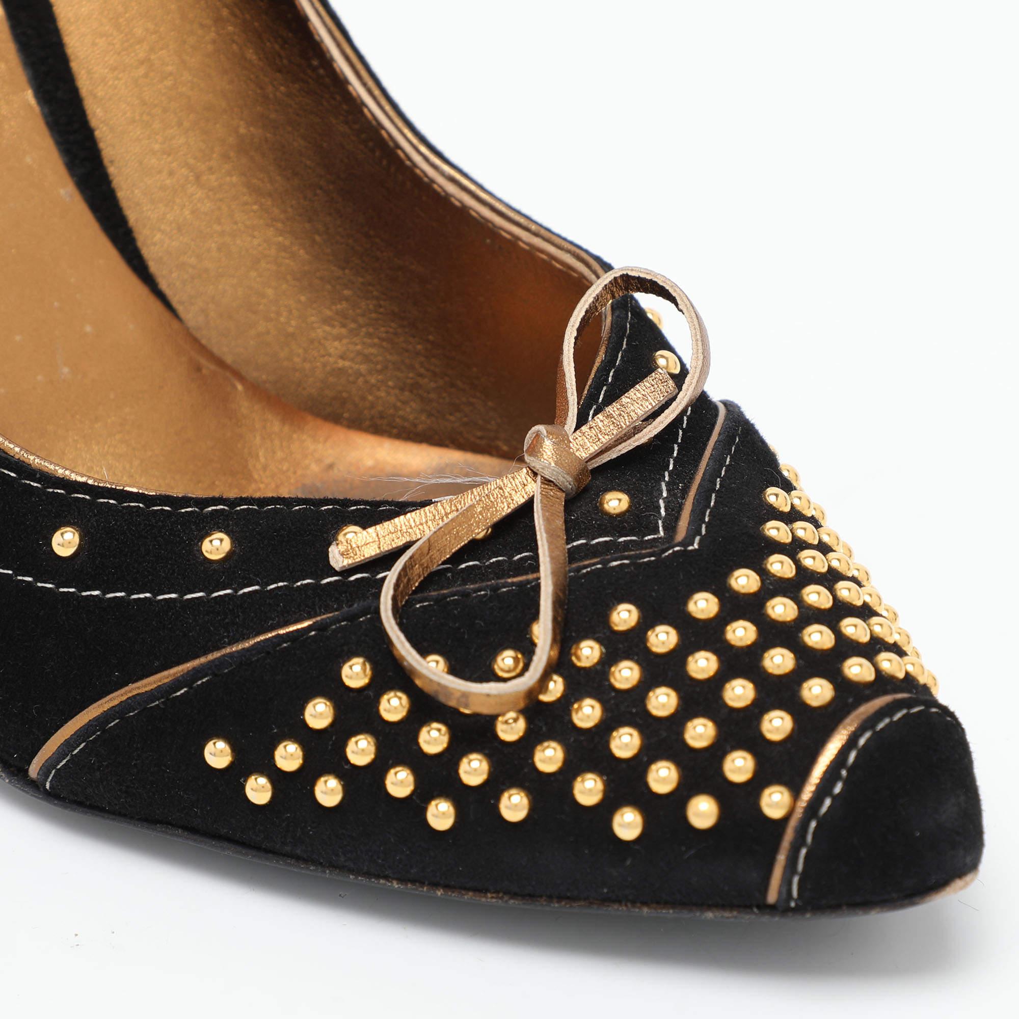 Miu escarpins noirs cloutés avec nœud papillon taille 38 en vente 2