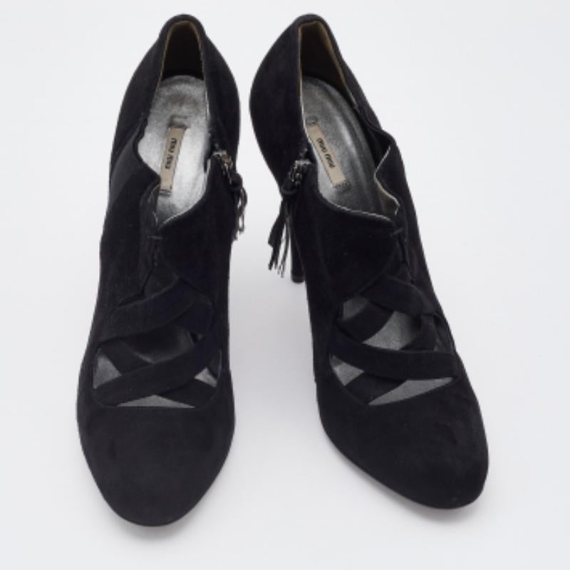 Miu Miu Black Suede and Stretch Fabric Cut-Out Booties Size 40 In Good Condition For Sale In Dubai, Al Qouz 2