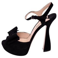 Miu Miu Schwarz Wildleder Schleife Plateau Heels - EU 38.5
