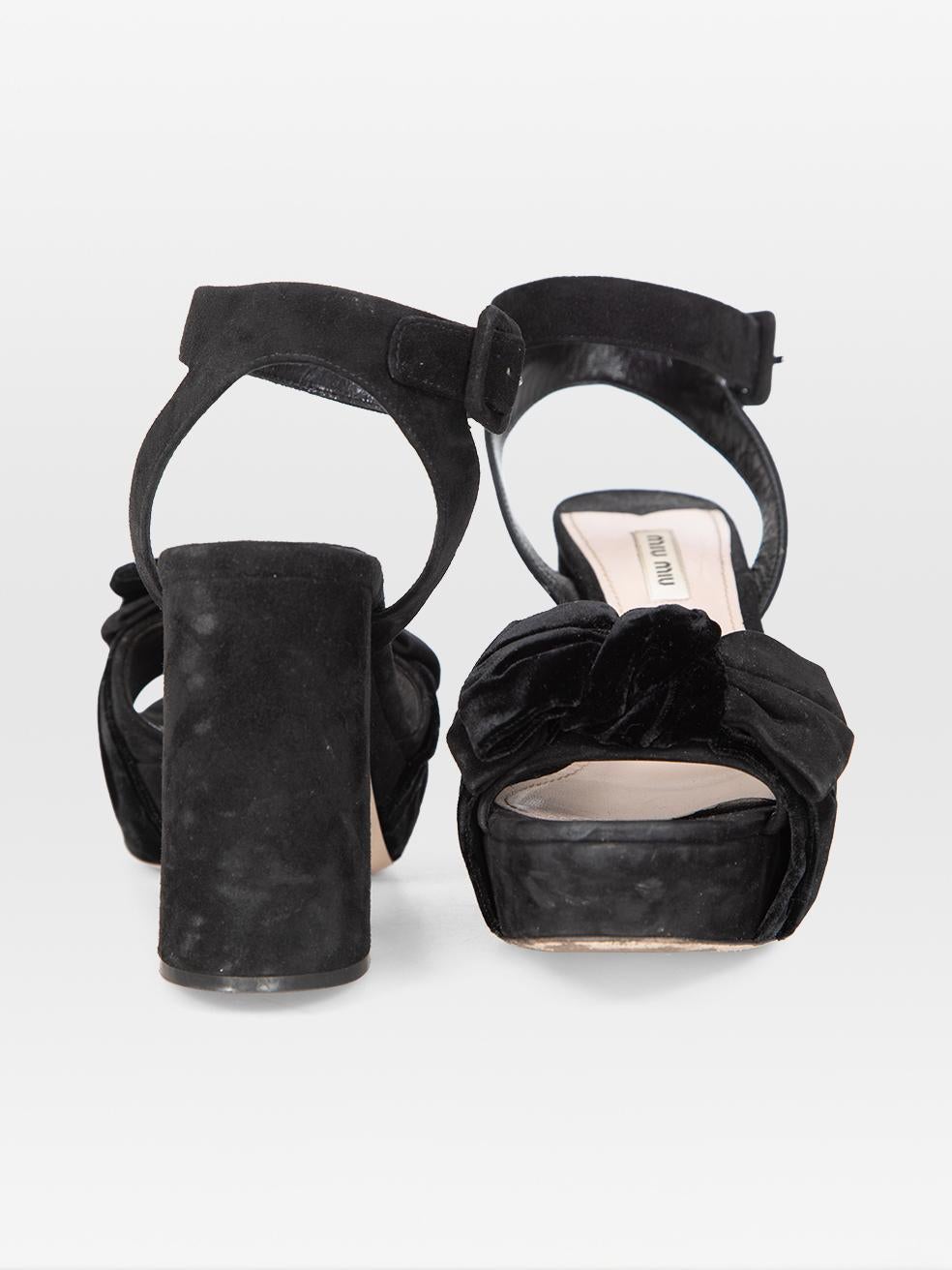 Noir Miu Miu Black Suede Bow Platform Sandals Size IT 40.5 en vente