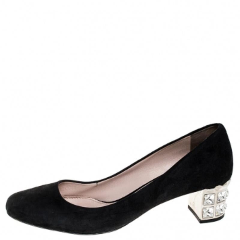 Miu Schwarze Kristall Heel Pumps aus Wildleder Größe 38 im Angebot