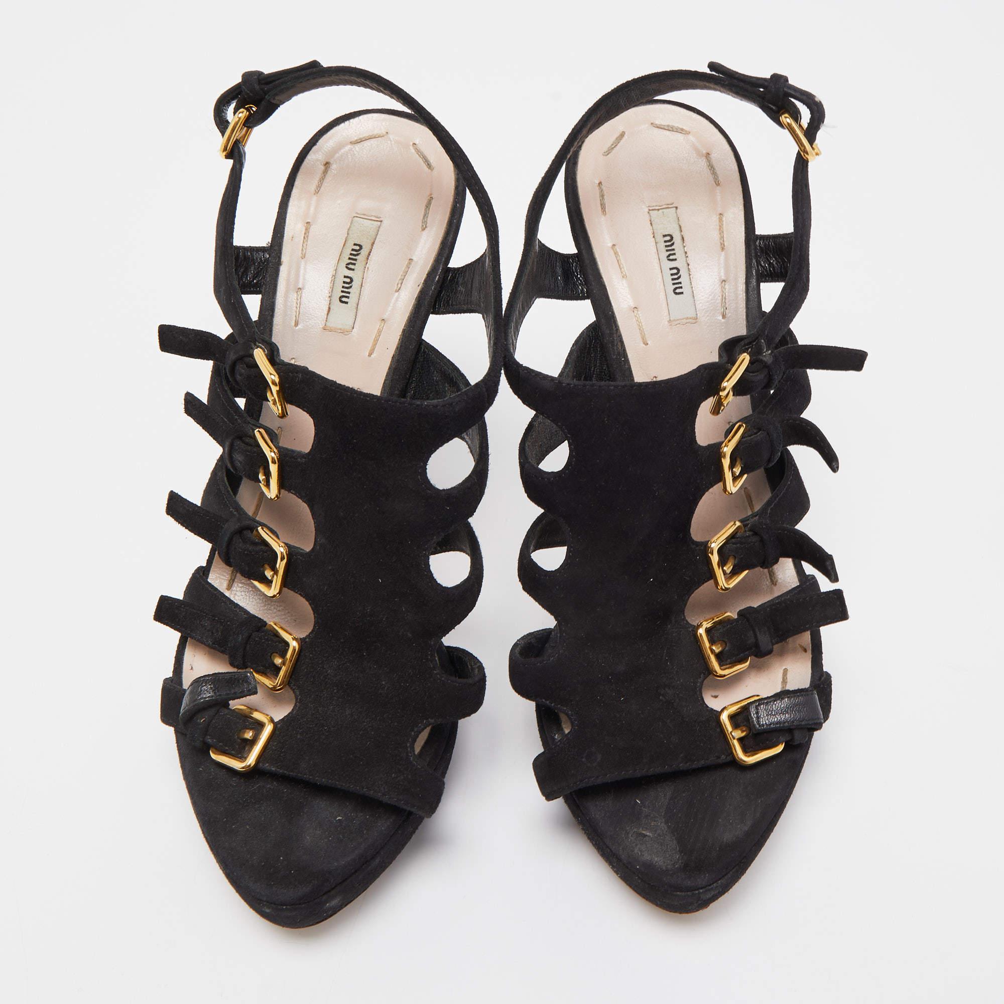 Noir Miu Miu Sandales à plateforme en daim noir Taille 36 en vente