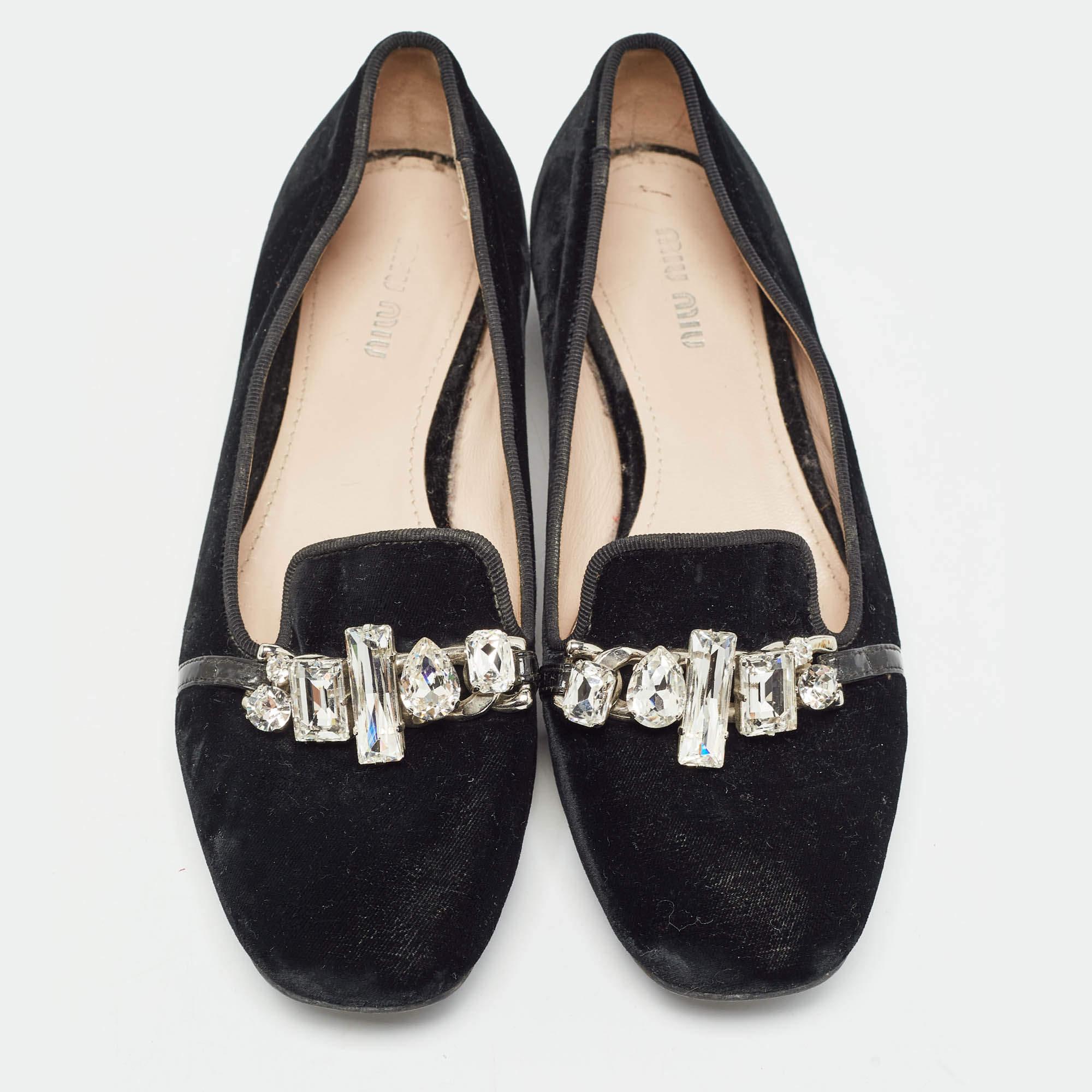Miu Miu Zapatillas de fumar de terciopelo negro con adornos de cristal talla 37 Negro