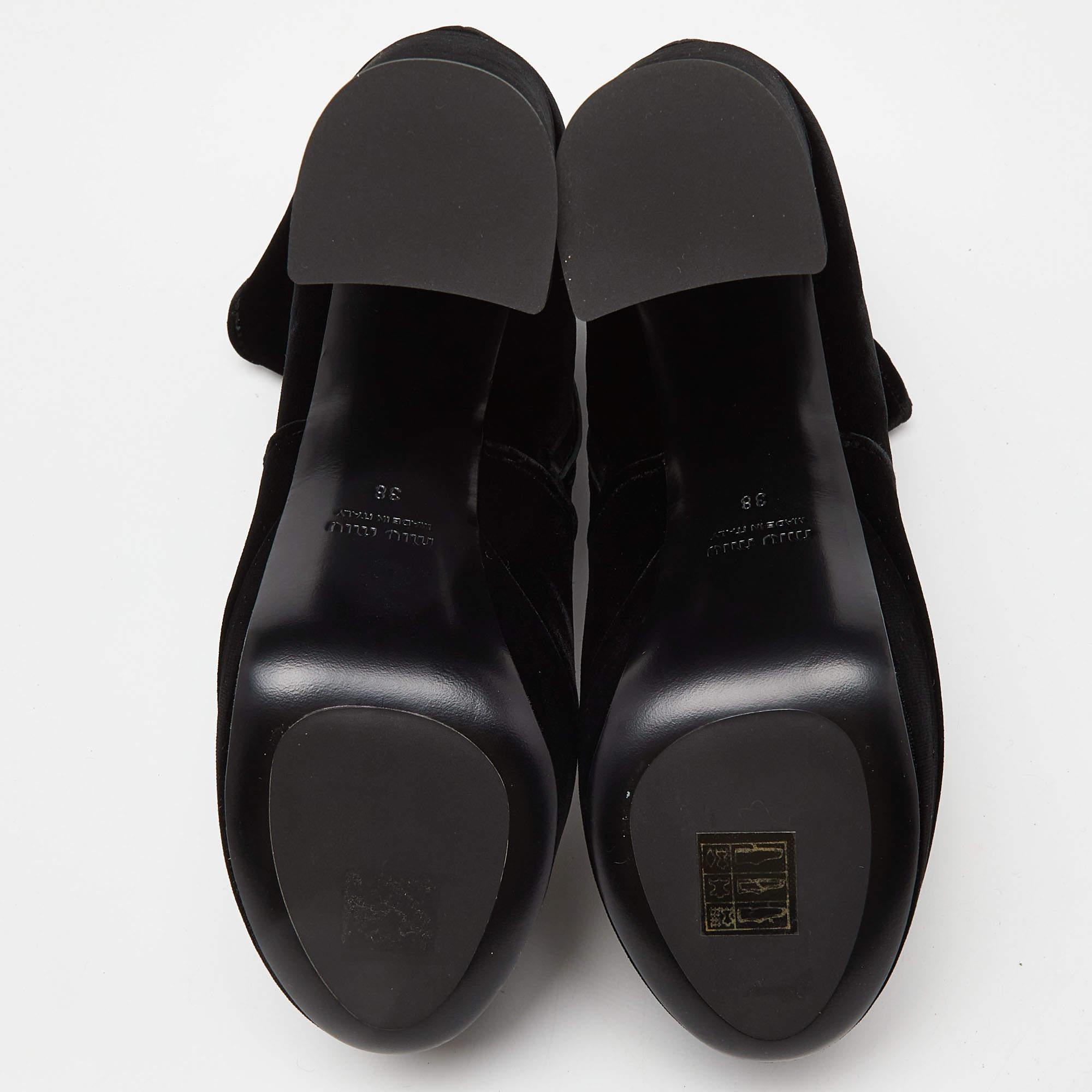 Miu Miu Black Velvet Zip Ankle High Block Boots Size 38 For Sale 2