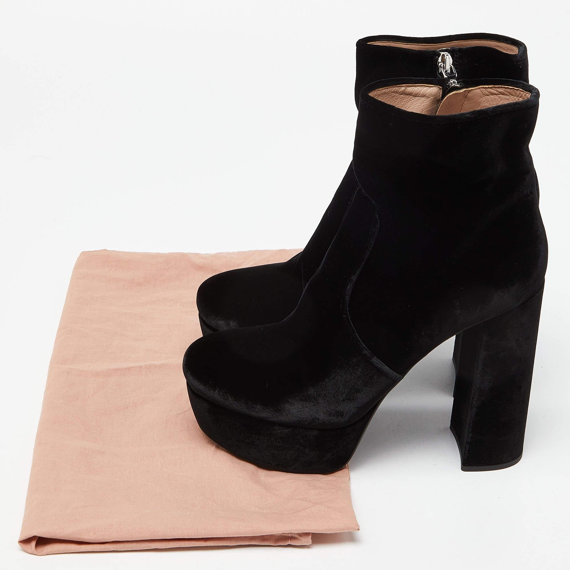 Miu Miu Black Velvet Zip Ankle High Block Boots Size 38 For Sale 4