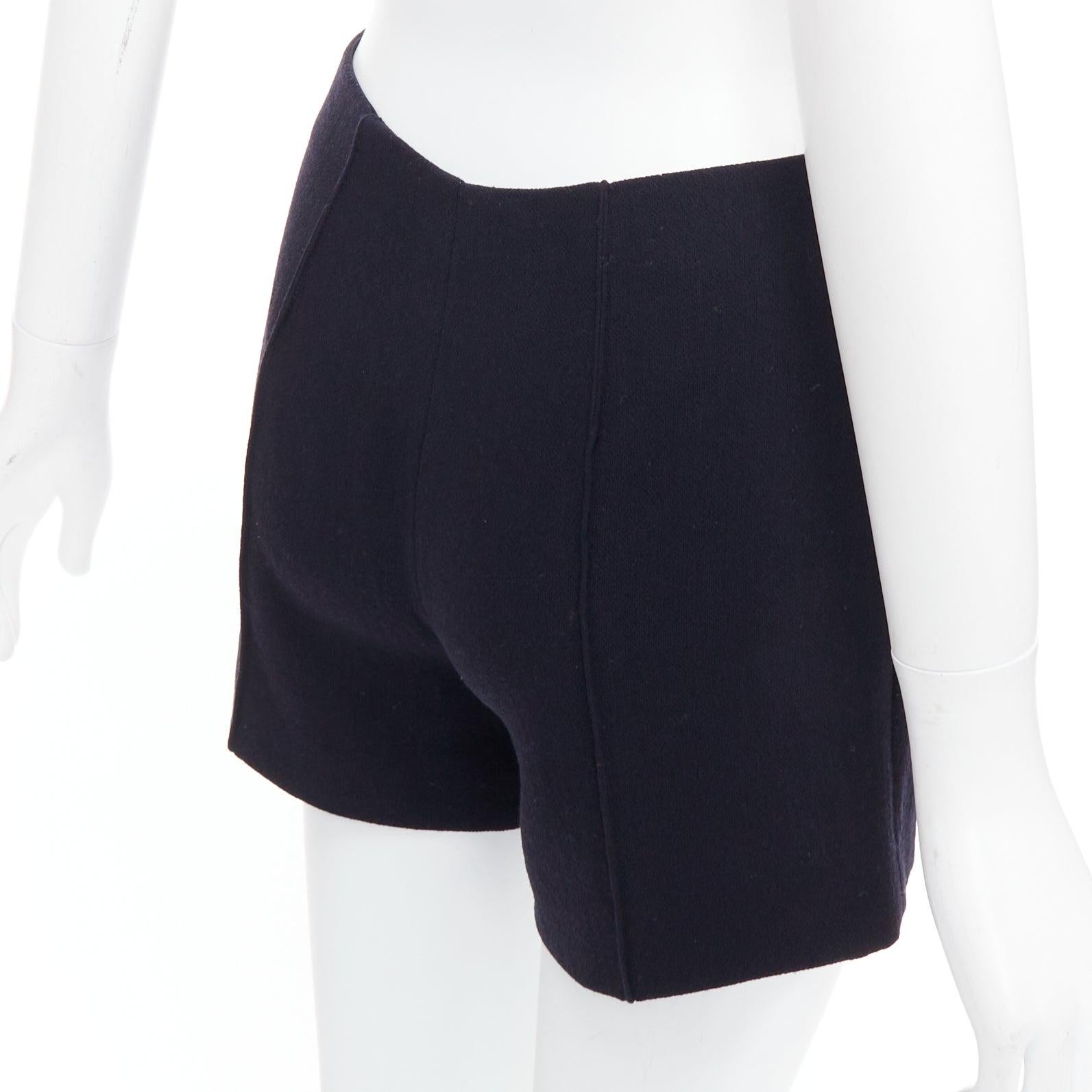 MIU MIU Short taille haute en laine vierge noire plissée sur le devant IT36 XXS en vente 2