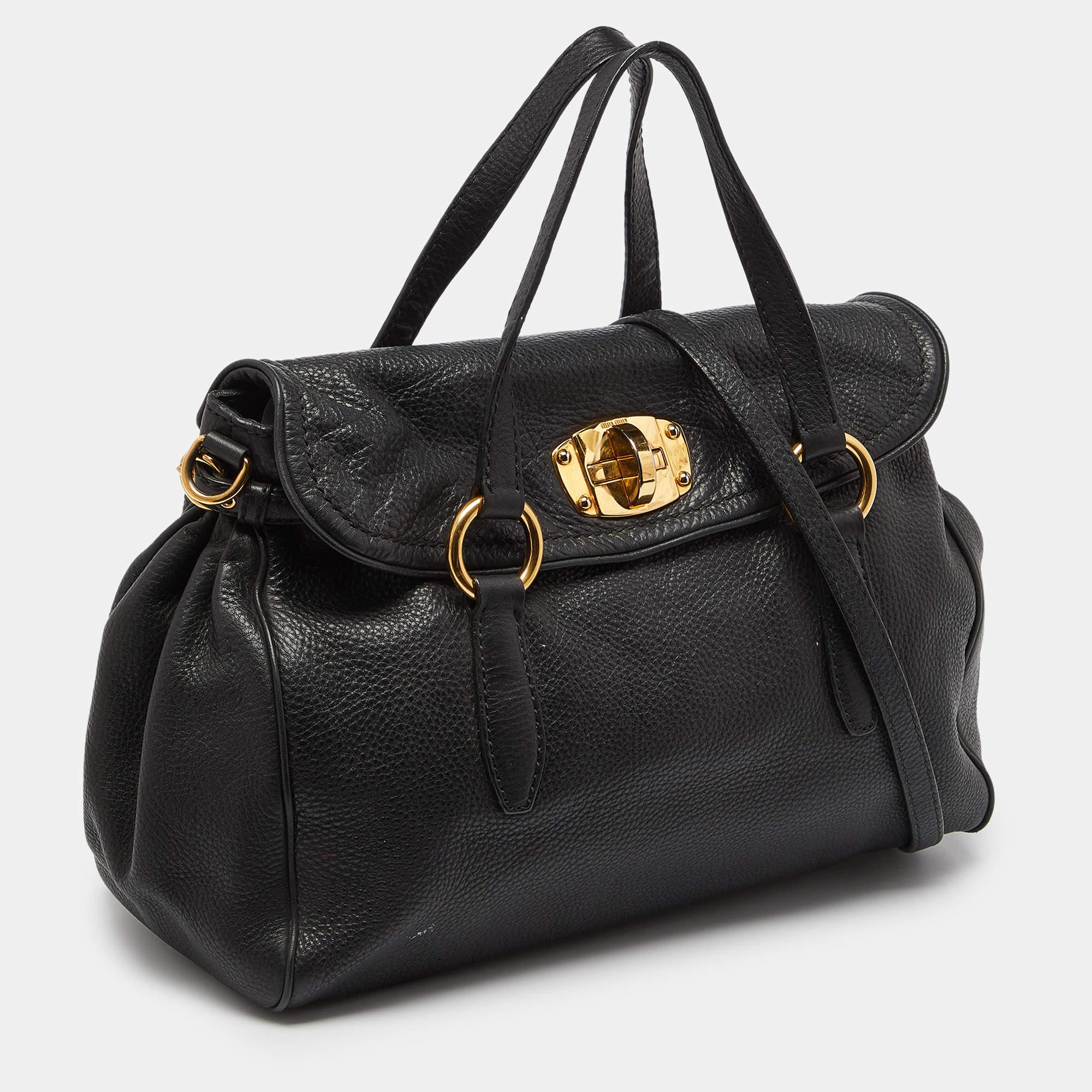 Miu Miu - Sacoche à rabat en cuir Vitello - Noir État moyen à Dubai, Al Qouz 2