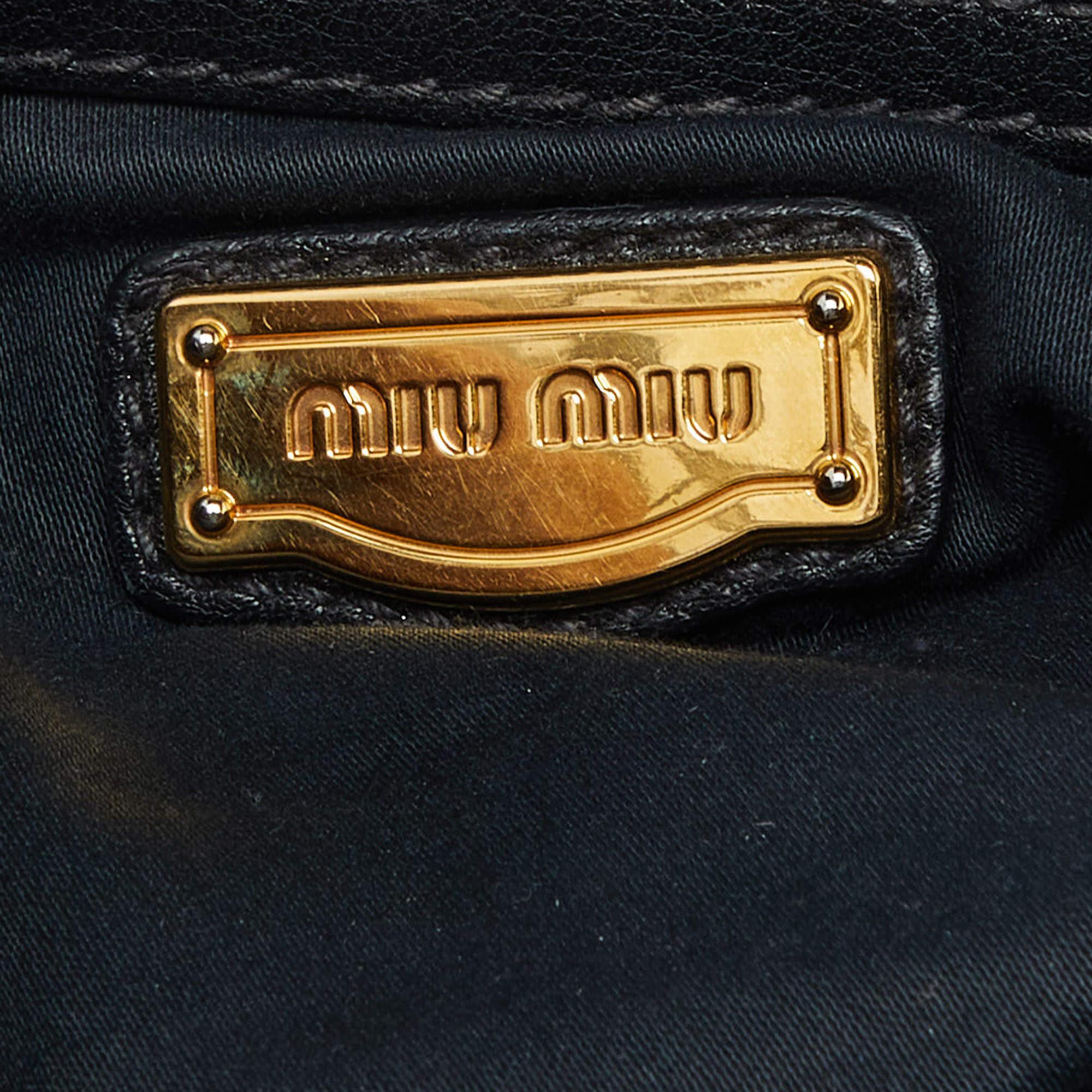 Miu Miu - Sacoche à rabat en cuir Vitello - Noir 4