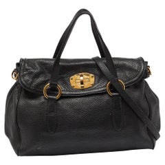 Miu Miu - Sacoche à rabat en cuir Vitello - Noir