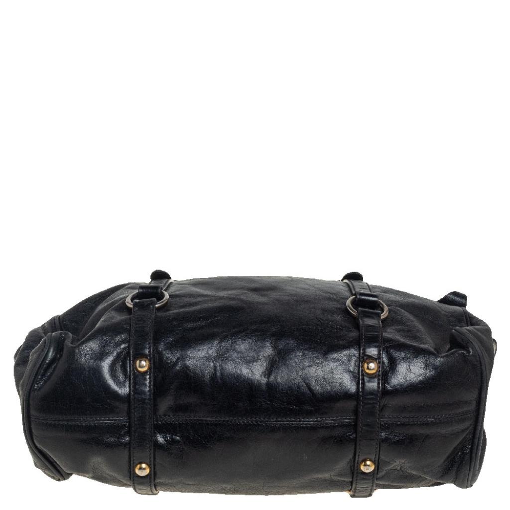 Miu Miu Black Vitello Lux Leather Bow Satchel In Fair Condition In Dubai, Al Qouz 2