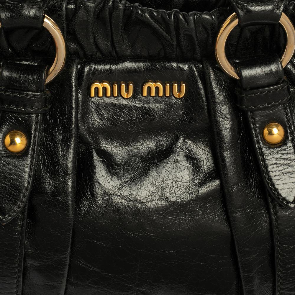 Miu Miu Schwarz Vitello Lux Leder Geraffte Tote 6