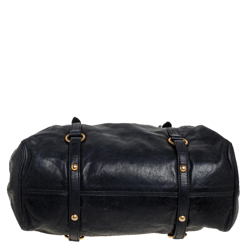Miu miu nera in pelle di vitello Lux, grande borsa con fiocco 2