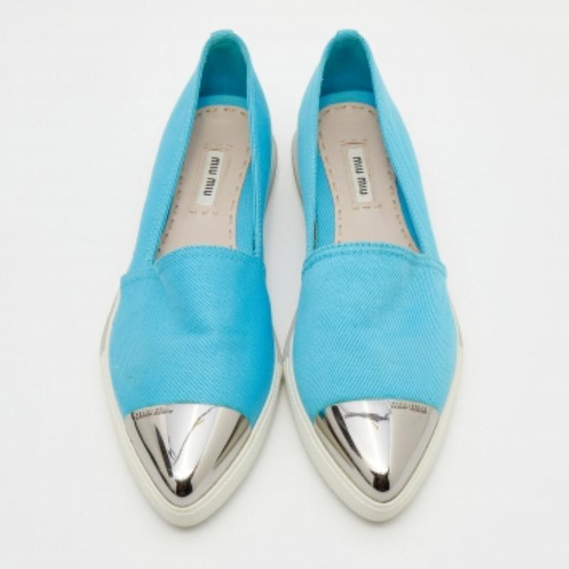 Miu Miu Blue Canvas Metal Cap Toe Slip On Sneakers Size 37.5 In Good Condition For Sale In Dubai, Al Qouz 2