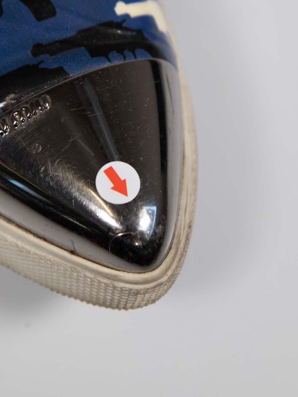 Miu Miu Zapatillas Slip On Estampado Pistola Azul Talla IT 38 en venta 2