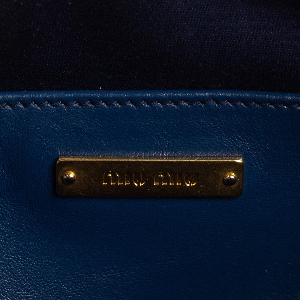 Miu Miu Blaue gesteppte Bandoliera Crossbody Tasche aus Leder 2