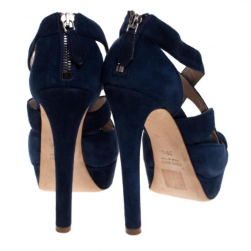 Miu Blau Wildleder Riemchen Plateausandalen mit Riemchen Größe 36,5 im Angebot 1