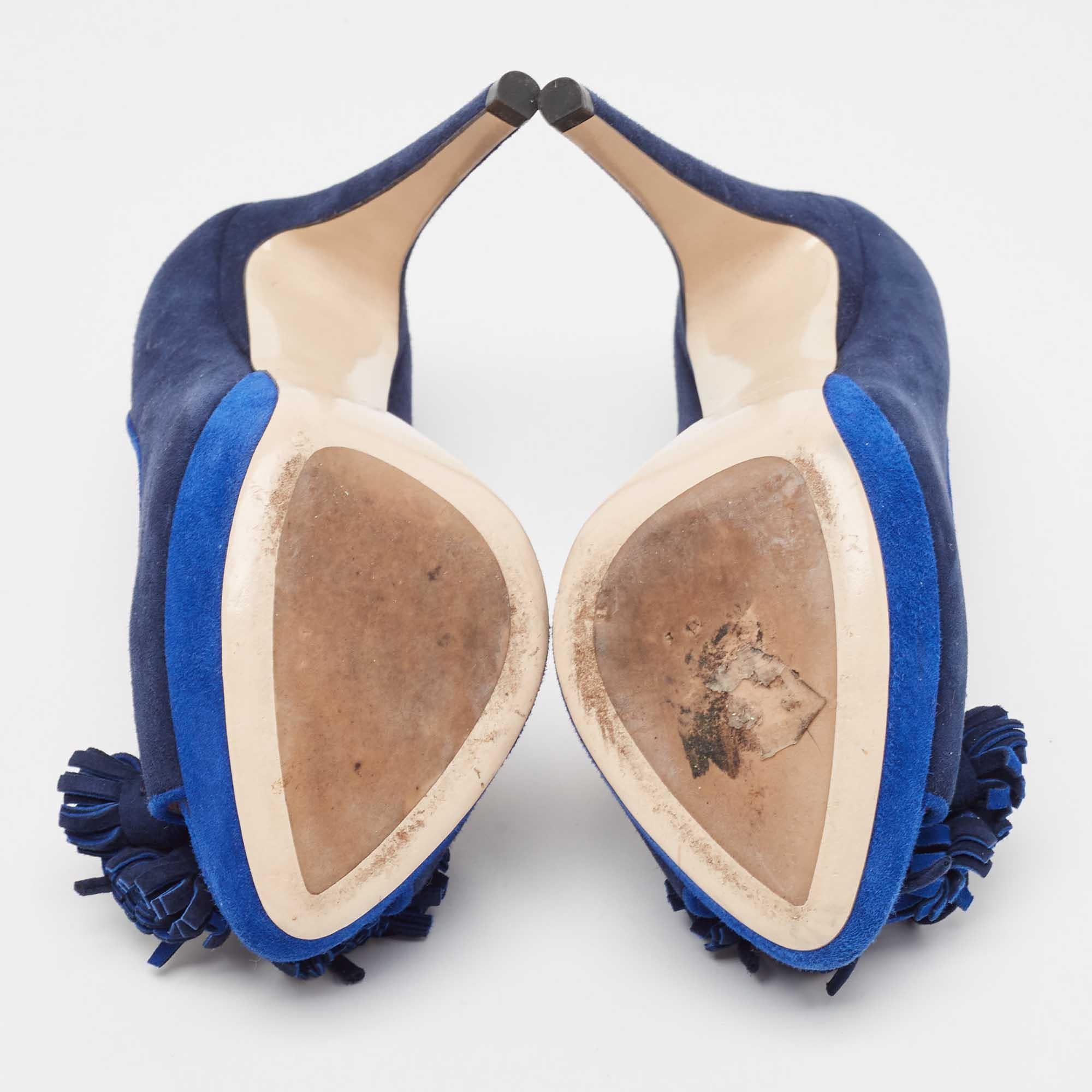 Miu Miu Bleu Suede Peep Toe Platform Pumps Size 37.5 en vente 2