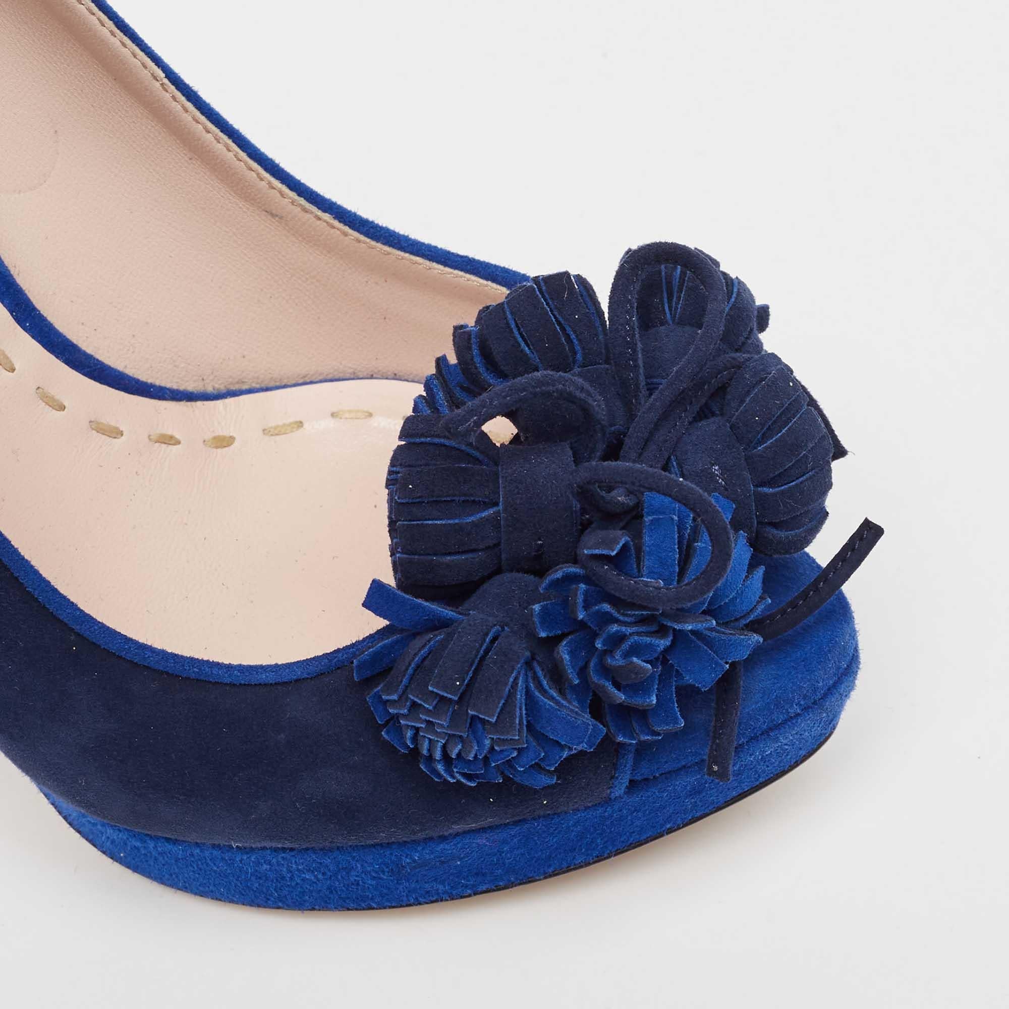 Miu Miu Bleu Suede Peep Toe Platform Pumps Size 37.5 en vente 3