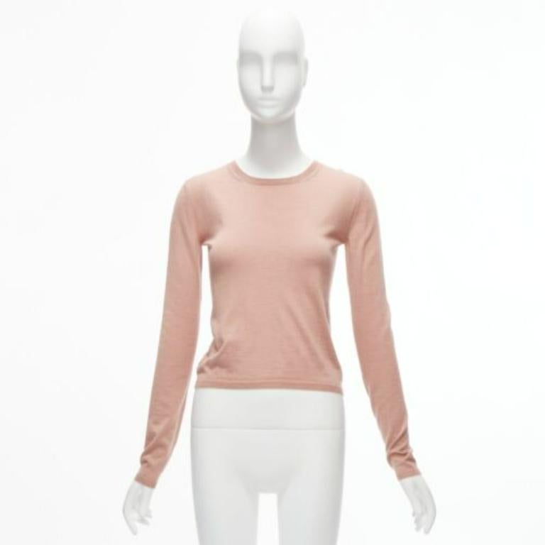 MIU MIU blush pink lux shine crew neck long sleeve knit sweater IT38 M
Reference: SNKO/A00242
Brand: Miu Miu
Designer: Miuccia Prada
Material: Feels like wool
Color: Pink
Pattern: Solid
Closure: Pullover
Made in: Romania

CONDITION:
Condition: