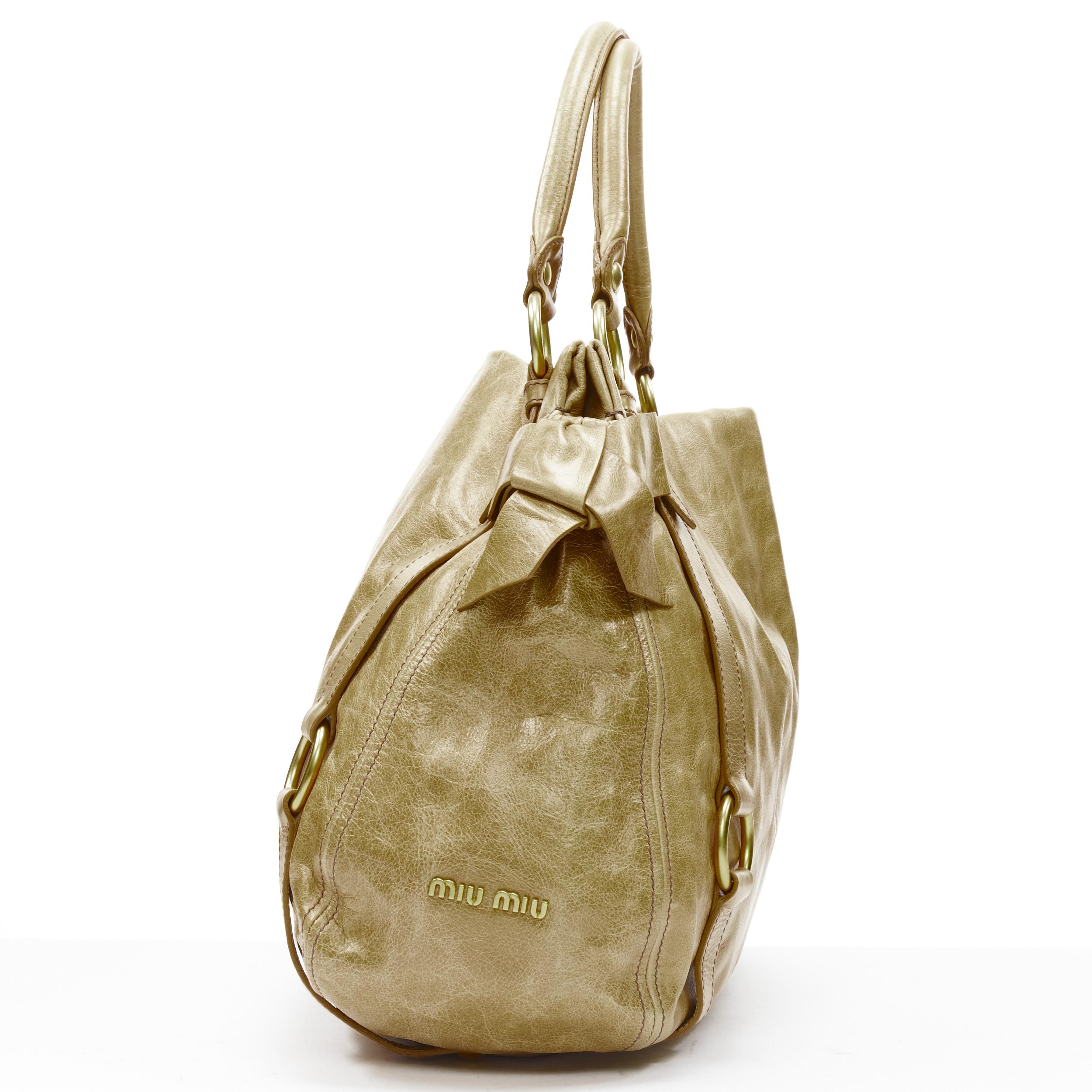 MIU MIU brown crinkled leather gold-tone strap bow detail hobo tote bag In Good Condition In Hong Kong, NT