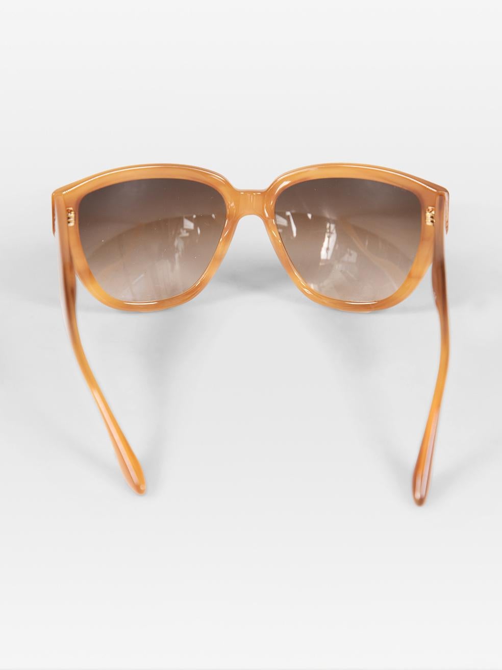 Miu Miu Brown D Frame Gradient Sunglasses In Good Condition For Sale In London, GB
