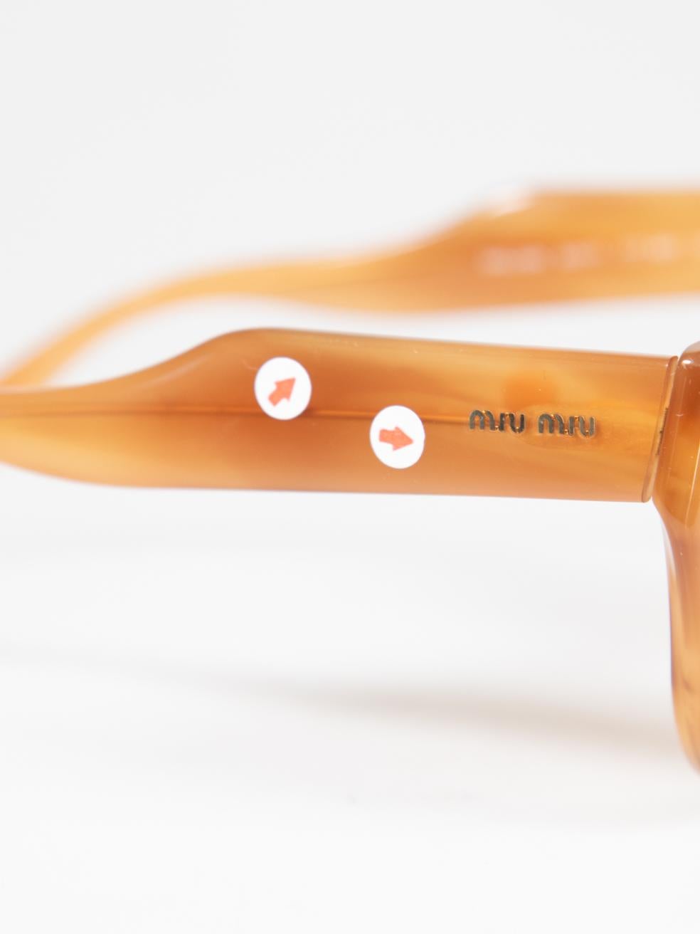 Miu Miu Brown D Frame Gradient Sunglasses For Sale 2
