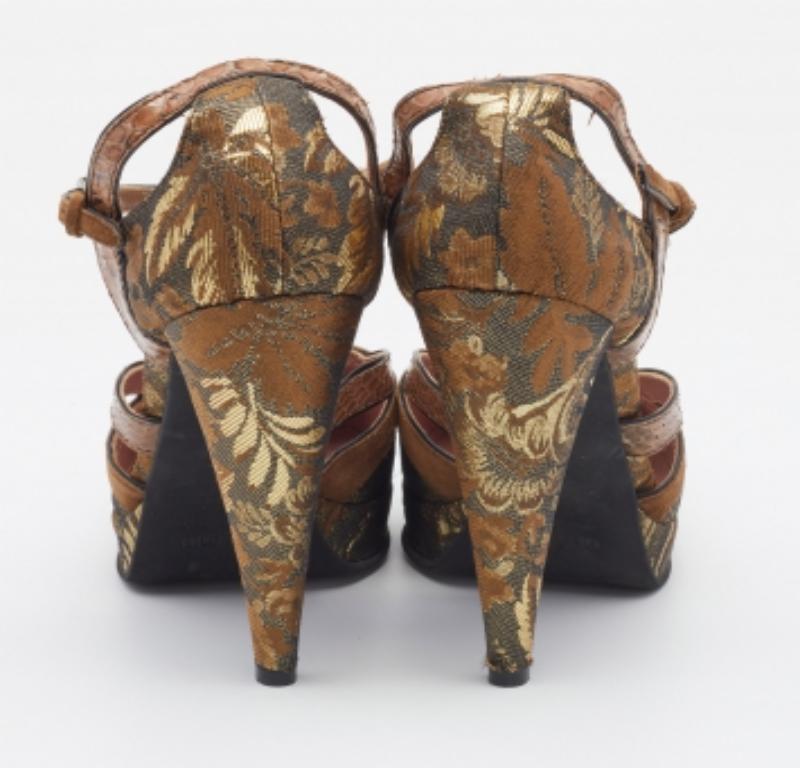 Miu Miu Braun/Gold Brokat Stoff Python Trim D'orsay Riemchenpumps Größe 40 im Angebot 1