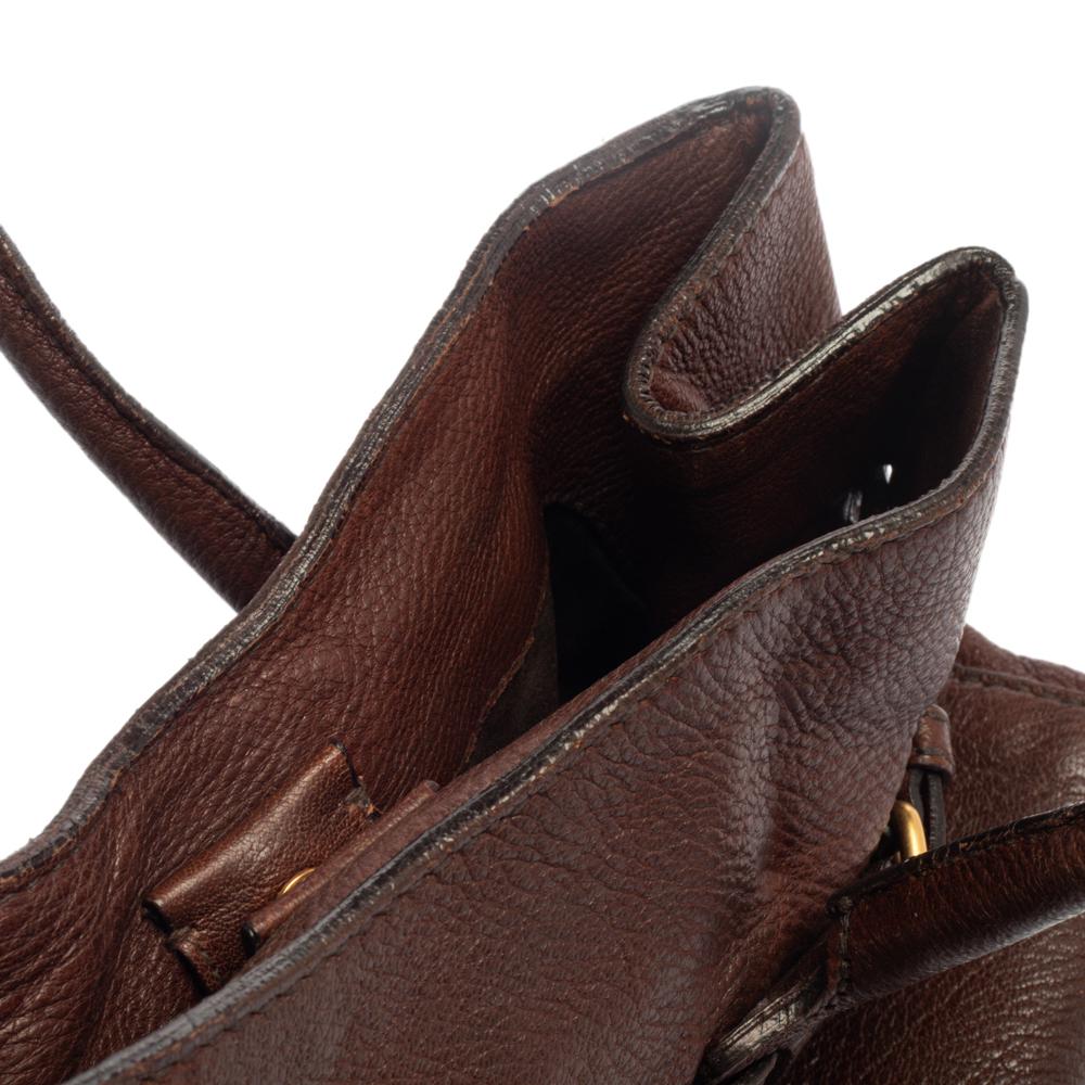 Tote de piel marrón de Miu Miu La unión hace la fuerza 4