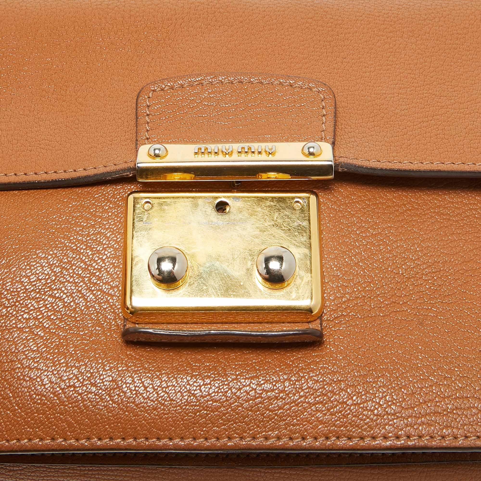Miu Miu Borsa Pushlock in pelle marrone Madras con manico superiore 1